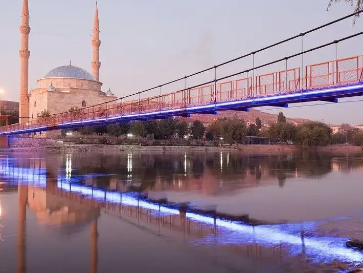 avanos swinging bridge